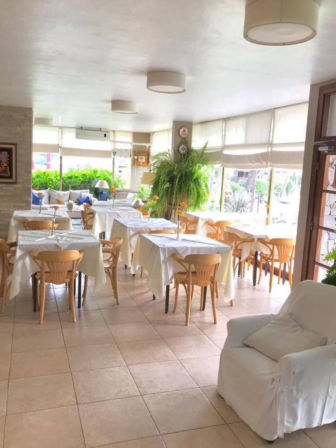 Hotel Europa Pinamar Kültér fotó